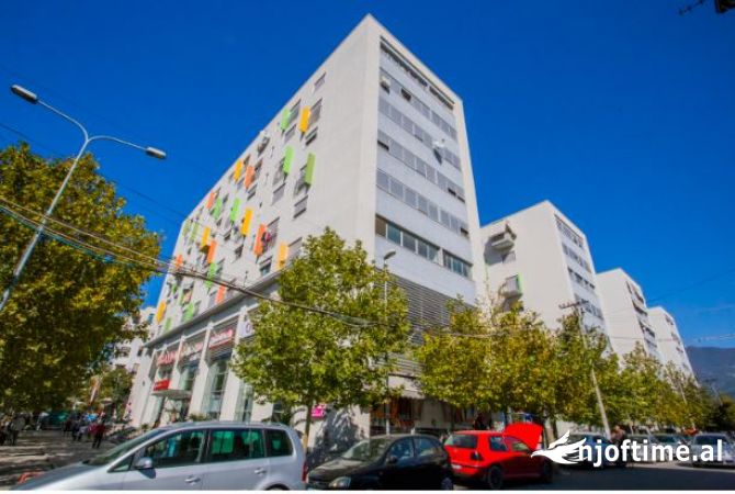 Ambient biznesi me qera 1+1 ne Tirane - 400 Euro