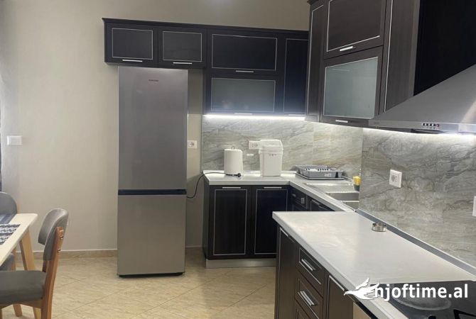 Shtepi ne shitje 2+1 ne Tirane - 157,000 Euro