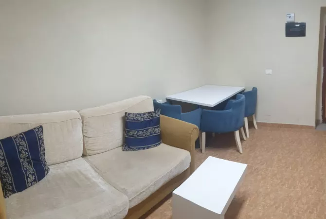 Shtepi me qera 1+1 ne Tirane - 45,000 Leke