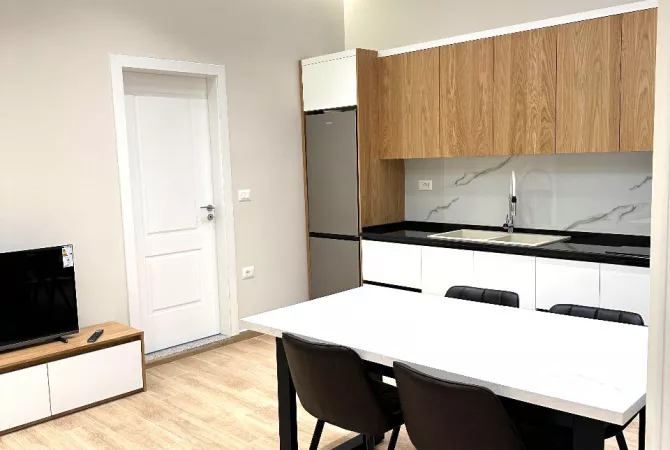 Shtepi me qera 2+1 ne Tirane - 600 Euro