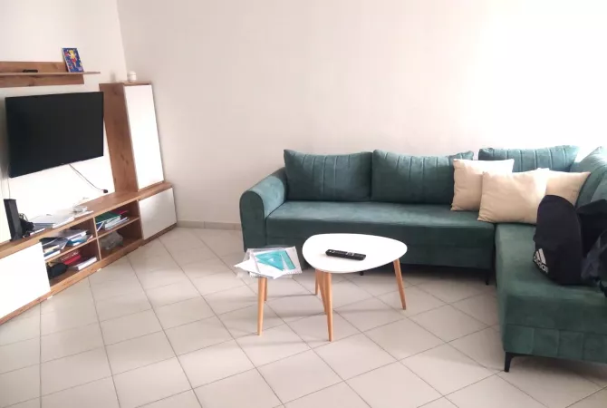Shtepi me qera 1+1 ne Tirane - 450 Euro