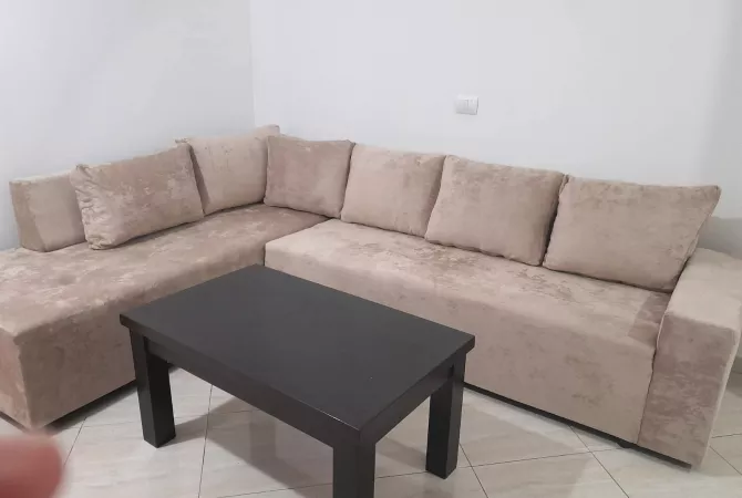 Shtepi me qera 1+1 ne Tirane - 450 Euro