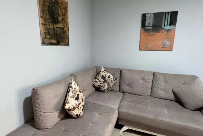 Shtepi me qera 1+1 ne Tirane - 600 Euro