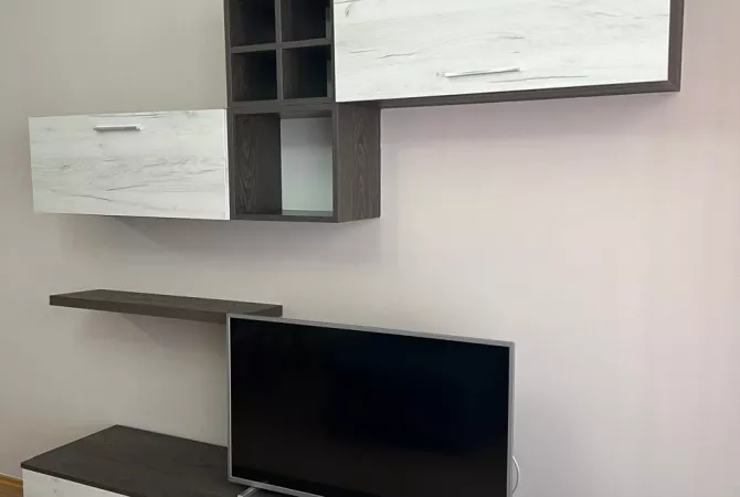 Shtepi me qera 1+1 ne Tirane - 750 Euro