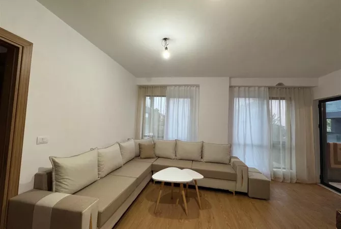 Shtepi me qera 3+1 ne Tirane - 500 Euro