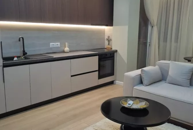 Shtepi me qera 2+1 ne Tirane - 700 Euro