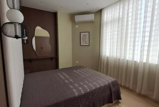 Shtepi me qera Apartament ne Tirane, 2+1, Mobilimi E mobiluar, Pagesa 750  Euro.