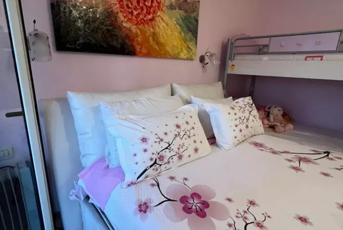 Shtepi me qera Apartament ne Tirane, 1+1, Mobilimi E mobiluar, Pagesa 600  Euro.