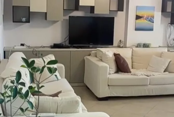 Shtepi me qera 1+1 ne Tirane - 600 Euro