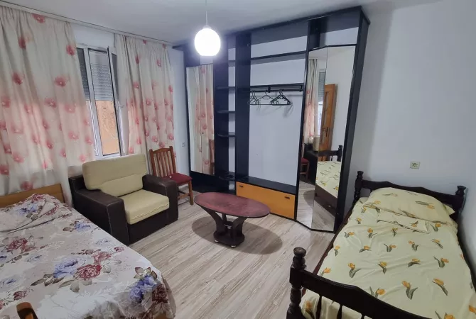 Shtepi me qera 2+1 ne Tirane - 500 Euro