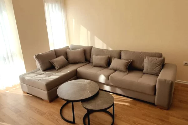 Shtepi me qera 1+1 ne Tirane - 700 Euro