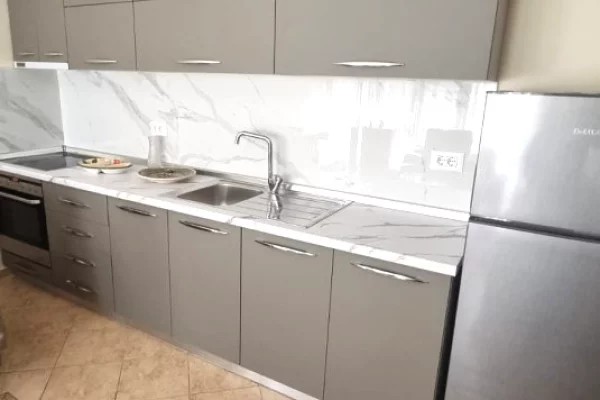 Shtepi me qera 2+1 ne Tirane - 500 Euro