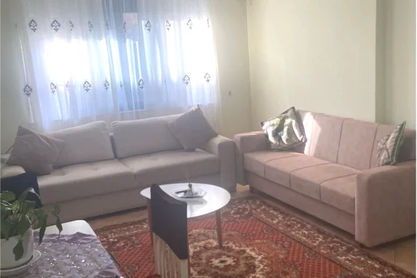 Shtepi me qera 1+1 ne Tirane - 500 Euro