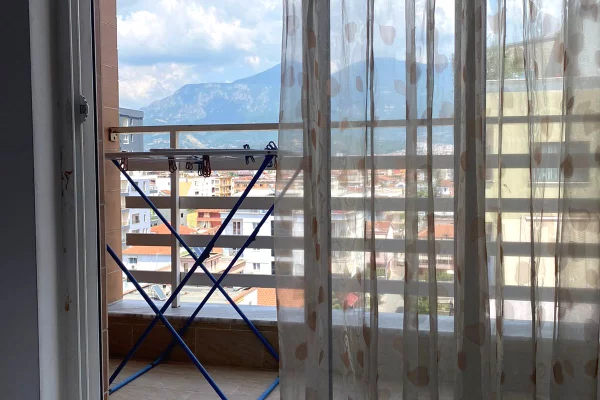 Shtepi me qera 1+1 ne Tirane - 450 Euro