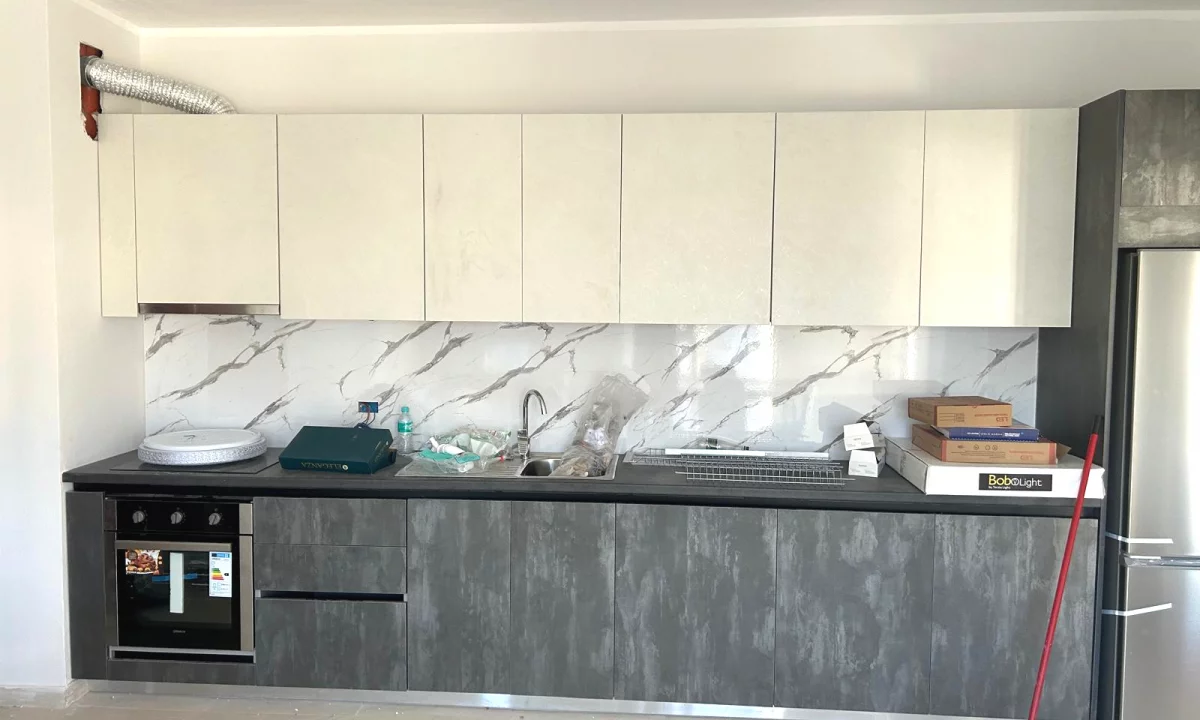 Shtepi me qera Apartament ne Tirane, 1+1, Mobilimi E mobiluar, Pagesa 500  Euro.