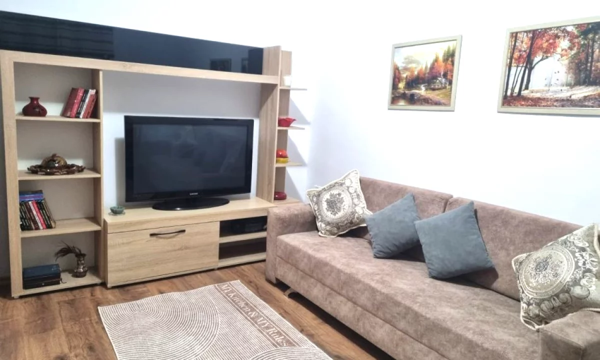 Shtepi me qera Apartament ne Tirane, 2+1, Mobilimi E mobiluar, Pagesa 500  Euro.