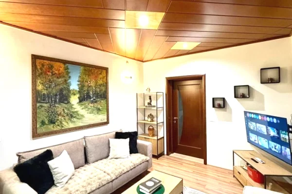 Shtepi me qera 1+1 ne Tirane - 600 Euro