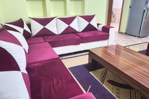 Shtepi me qera 1+1 ne Tirane - 650 Euro