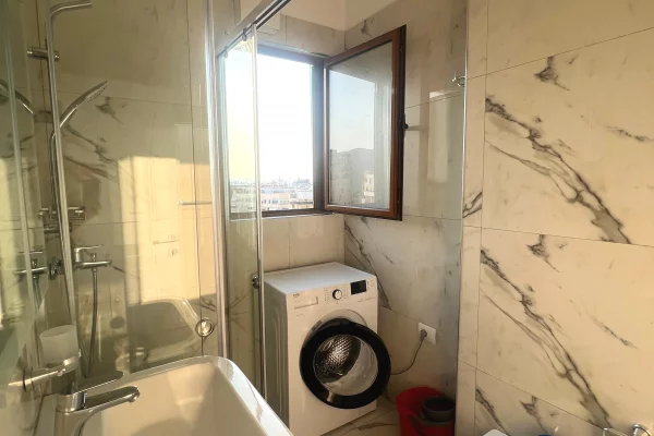 Shtepi me qera Apartament ne Tirane, 1+1, Mobilimi E mobiluar, Pagesa 50,000  Leke.