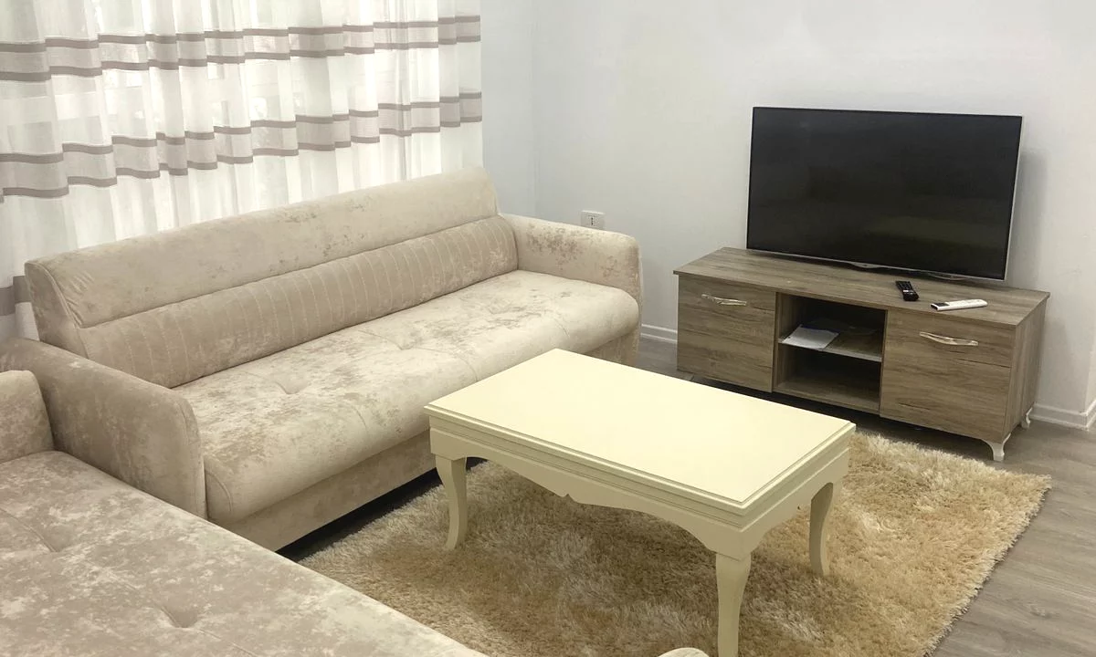 Shtepi me qera Apartament ne Tirane, 2+1, Mobilimi E mobiluar, Pagesa 450  Euro.
