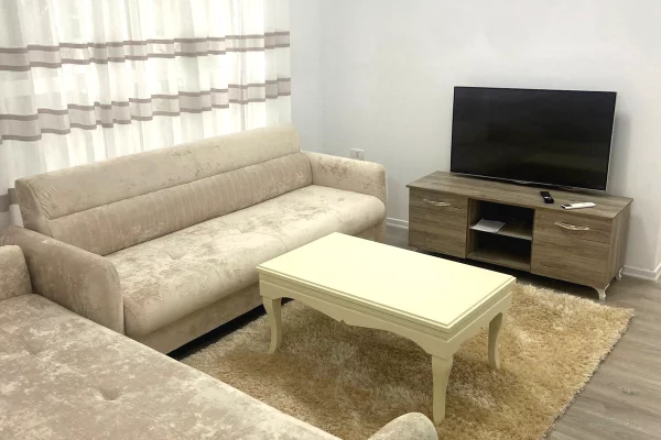 Shtepi me qera Apartament ne Tirane, 2+1, Mobilimi E mobiluar, Pagesa 450  Euro.