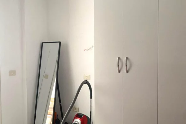 Shtepi me qera Apartament ne Tirane, 2+1, Mobilimi E mobiluar, Pagesa 500  Euro.