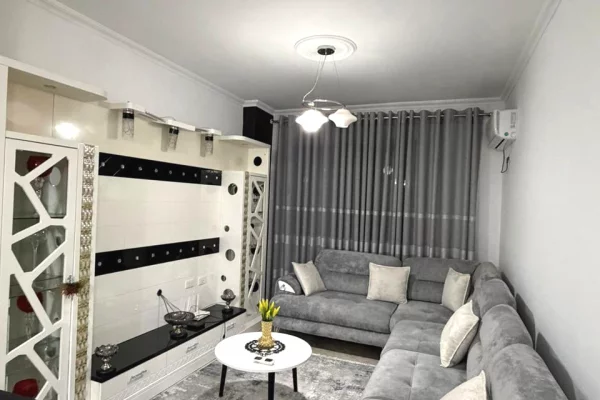 🏠 Jepet me Qera Apartament 1+1 ne ,Astir tek Nela 6