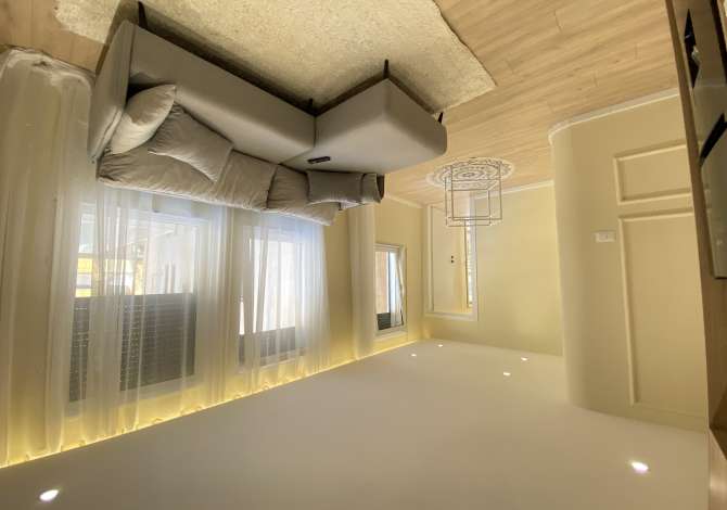 Shtepi ne shitje Apartament ne Tirane, 1+1, Mobilimi E mobiluar, Pagesa 125,000  Euro.