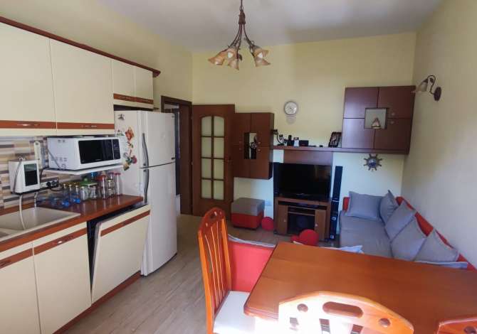 Shtepi me qera 2+1 ne Tirane - 600 Euro