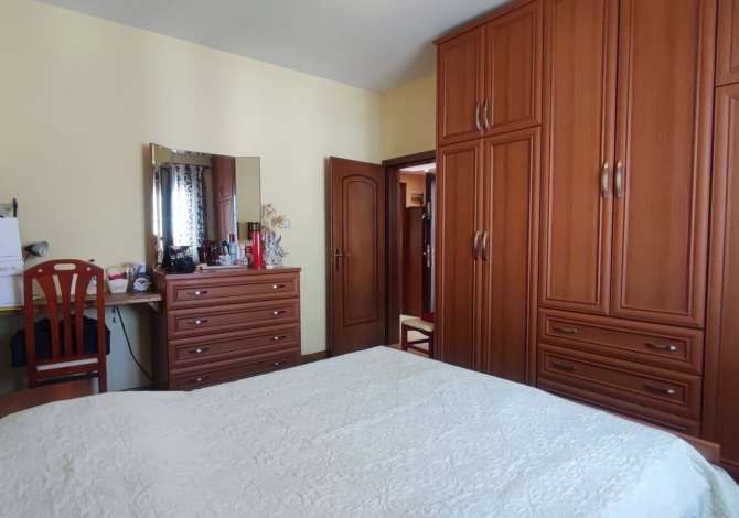 Shtepi me qera 2+1 ne Tirane - 600 Euro
