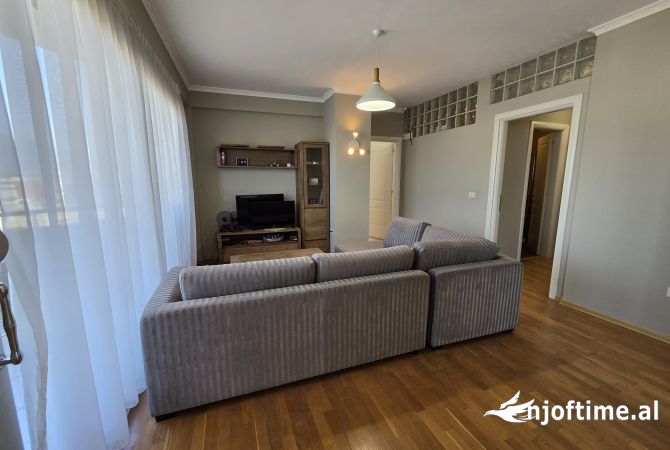Shtepi ne shitje 1+1 ne Tirane - 185,000 Euro