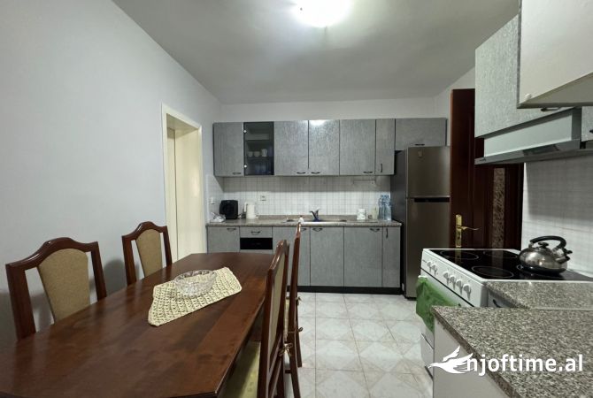 Shtepi me qera 2+1 ne Tirane - 500 Euro