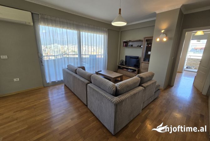 Shtepi ne shitje 1+1 ne Tirane - 190,000 Euro