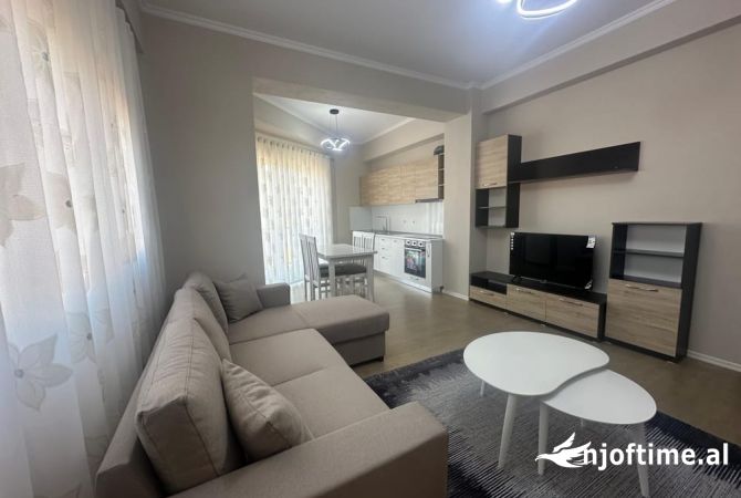 Shtepi me qera 1+1 ne Tirane - 600 Euro