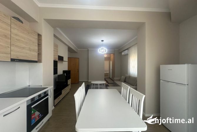 Shtepi me qera 1+1 ne Tirane - 600 Euro