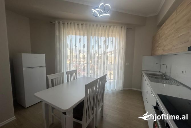Shtepi me qera 1+1 ne Tirane - 600 Euro