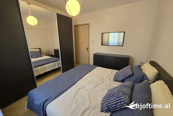 Shtepi me qera Apartament ne Tirane, 2+1, Mobilimi E mobiluar, Pagesa 700  Euro.
