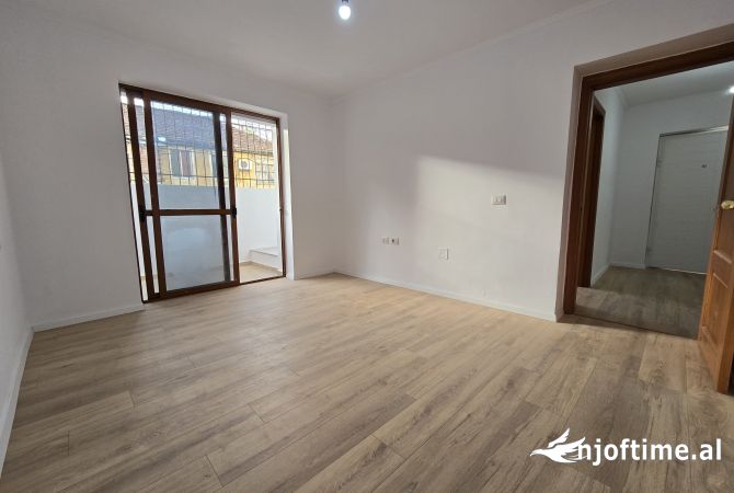 Shtepi ne shitje 2+1 ne Tirane - 138,000 Euro
