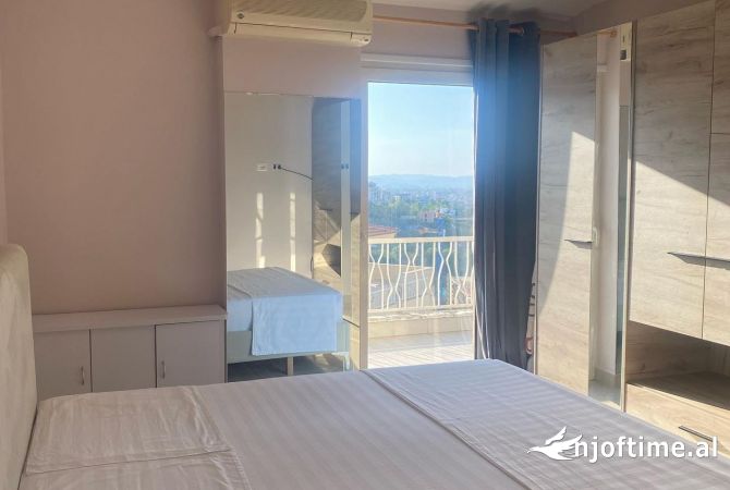 Shtepi me qera Apartament ne Tirane, 2+1, Mobilimi E mobiluar, Pagesa 750  Euro.