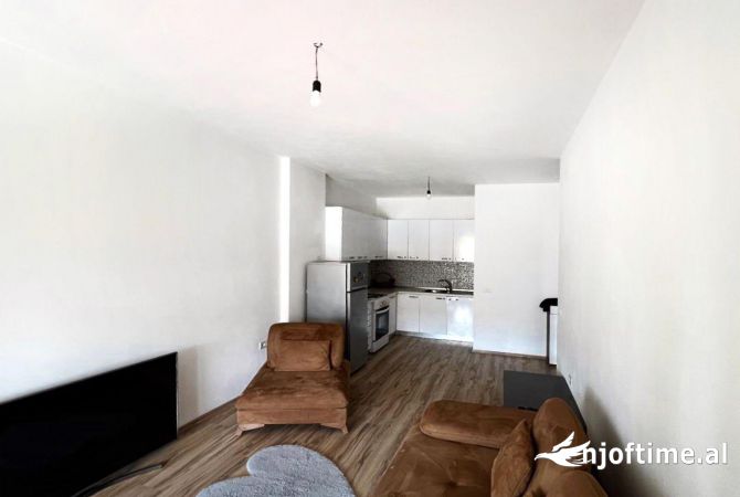 Shtepi ne shitje 1+1 ne Tirane - 150,000 Euro