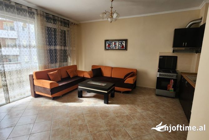 Shtepi me qera 1+1 ne Tirane - 350 Euro
