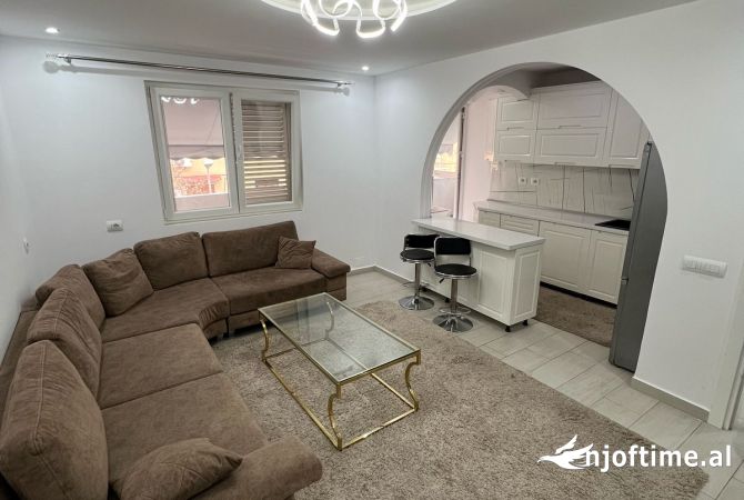 Shtepi ne shitje 2+1 ne Tirane - 158,000 Euro