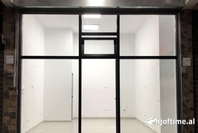 Ambient biznesi me qera 3+1 ne Tirane - 550 Euro