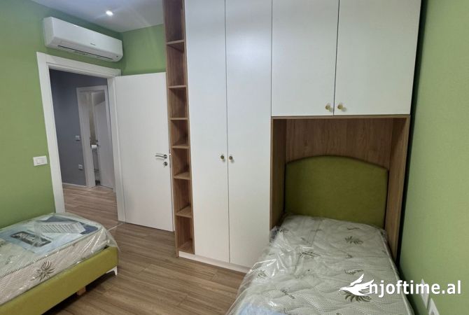 Shtepi me qera Apartament ne Tirane, 2+1, Mobilimi E mobiluar, Pagesa 600  Euro.
