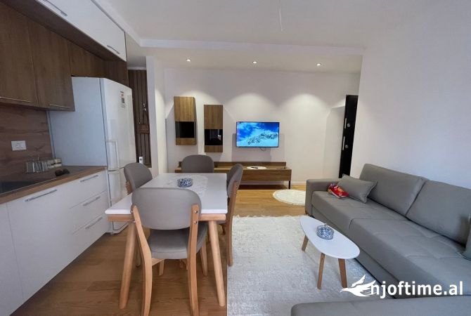 Shtepi me qera 1+1 ne Tirane - 400 Euro