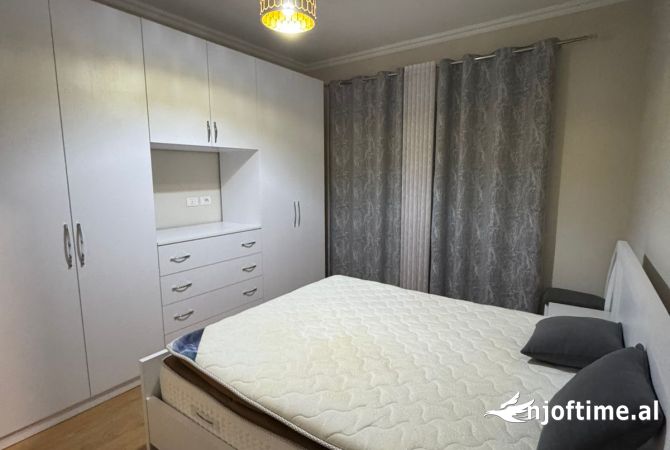 Shtepi me qera 2+1 ne Tirane - 500 Euro