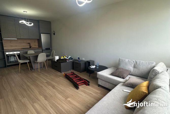 Shtepi me qera 2+1 ne Tirane - 550 Euro