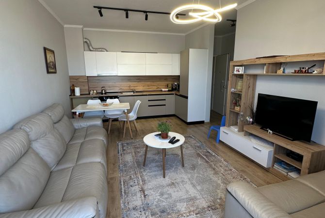 Shtepi me qera 1+1 ne Tirane - 450 Euro