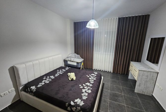 Shtepi me qera 2+1 ne Tirane - 400 Euro