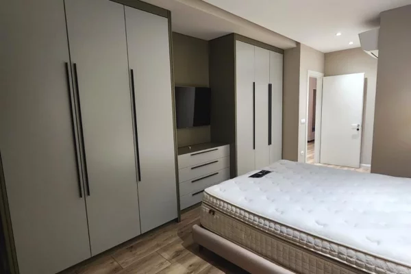 Casa in affitto 2+1 a Tirana - 1,200 Euro